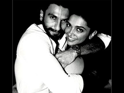 STEAMY! Inside Details About Deepika Padukone & Ranveer Singh's HOT & INTIMATE Dance At A Party