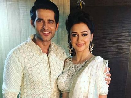 Bigg Boss 11: Gauri Pradhan Wants Hiten Back On The Show; Celebs Blame Shilpa For Hiten's Eviction!