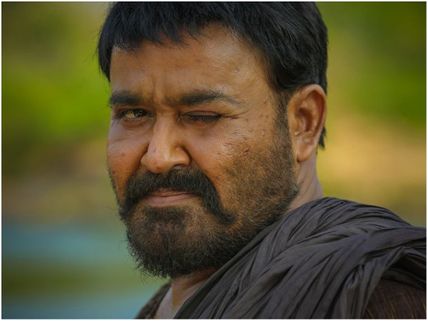 STUNNER! Mohanlal's Ithikkara Pakki Look From Kayamkulam Kochunni Is Out!