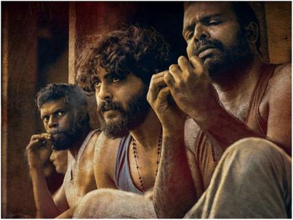 Swathanthryam Ardharathriyil Review: A Thrilling Experience That Is Brand New!
