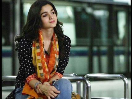 Dear Alia Bhatt, A 25 Year Old Fan Girl Wants To Celebrate YOU & Be Like You - Flawed Yet Perfect 