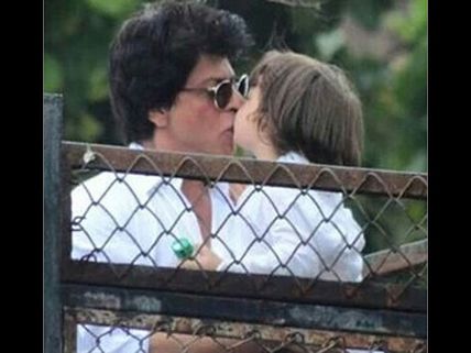 Shahrukh Khan: I'd Like AbRam To Play Hockey For India!
