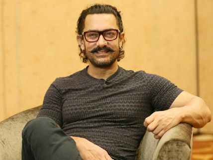 Aamir Khan Suggests Changes In Mogul Script, Does Not Want The Film To Focus On This Controversy?