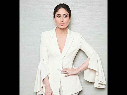 Kareena Kapoor Khan Starring In Shahrukh Khan's Salute Is Just A Rumour?