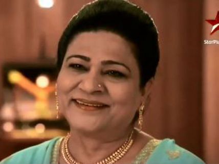 Yeh Hai Mohabbatein: Shahnaz Rizwan Quits The Show; Says She Will Miss Divyanka & Karan!