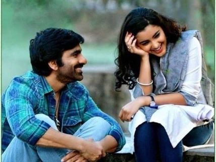 Nela Ticket Review: Ravi Teja Excels, But The Film Is A Letdown!