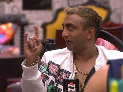 Akash Dadlani Says Shilpa Was The First To Watch Bang Bang & Praised It Like A True Caring Sister