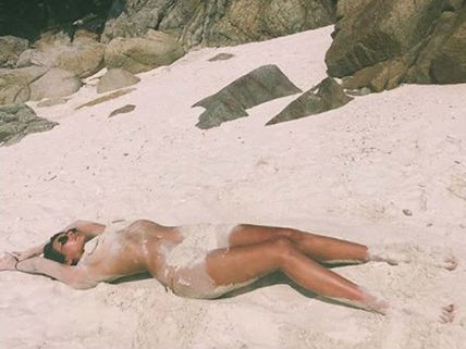 Mandana Karimi Sets The Temperatures Soaring As She Poses Topless On The Beach!