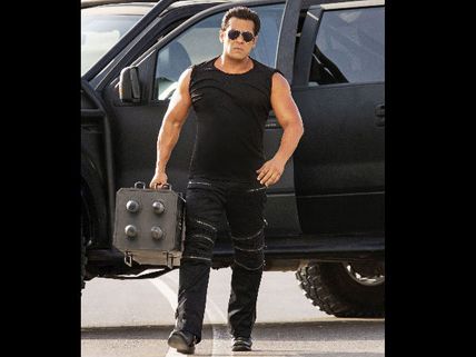 Race 3 Promises An Action Bonanza This Eid: Six Reasons Why Salman Khan Starrer Is Unmissable