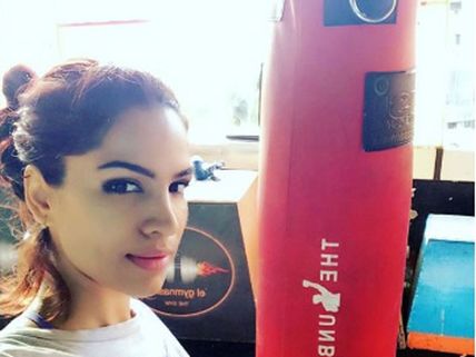 Kumkum Bhagya’s Shikha Singh Takes Up The Fitness Challenge & Passes It On To Arjit, Mrunal & Vin