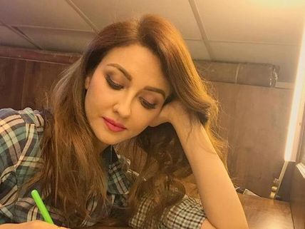 Bhabiji Ghar Par Hai's Saumya Tondon Breaks Silence on Quitting The Show, Is Pregnancy The Reason?