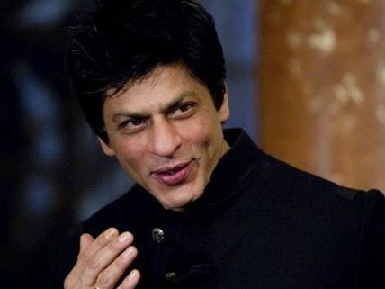 How Is Shahrukh Khan In Real Life, Arrogant, Full Of Attitude Or Humble? Fans Reveal The Truth