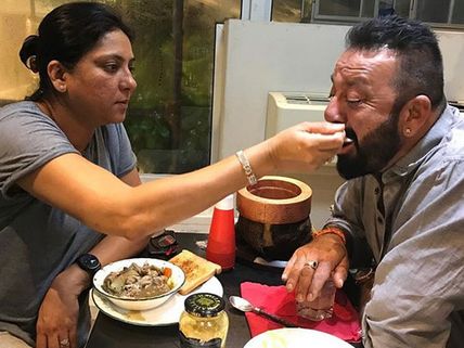 When Sanjay Dutt's Sister Priya Dutt Tied Him Rakhi In Jail & His 'Gift' Had Everyone Crying!