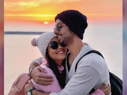 Neha Kakkar's Alleged Boyfriend Himansh Kohli Slams The Trolls For Making Fun Of Her Breakdown