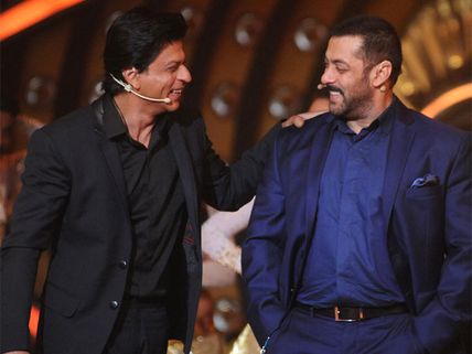 Shahrukh Khan To Reunite With Salman Khan For Dus Ka Dum Finale!