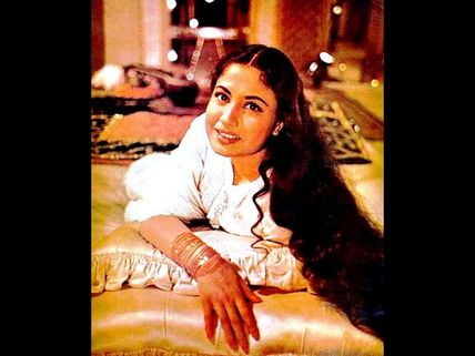 Remembering Meena Kumari: 5 Most Memorable Performances Of Bollywood's 'Tragedy Queen'!