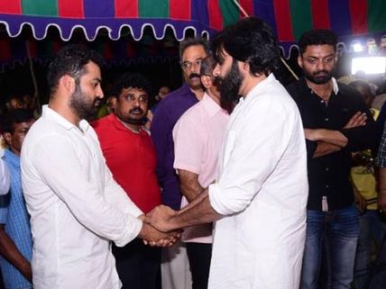  RIP Harikrishna: Tollywood Stars Attend The Actor's Last Journey; Latest Photos