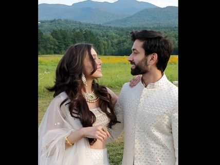 Ishqbaaz's Nakuul Mehta & Wife Jankee's Perfect Bollywood Picture Creation Is Simply Adorable! 
