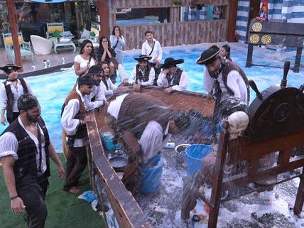 Bigg Boss 12 Highlights: Day 9 - Sreesanth Loses His Cool As Jodis Torture Singles; KVB & Neha Win!