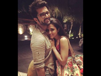 Happy B'day Raqesh Vashisth! All You Need To Know About Raqesh & Ridhi's Cute Love Story!