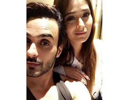 Sara Khan Does It Again; This Time She Poses In A Bikini With Angad Hasija! (PICS)