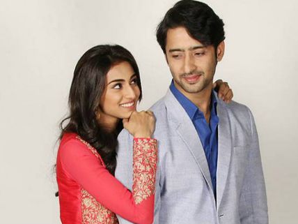Kuch Rang Pyar Ke Aise Bhi’s Erica Fernandes & Shaheer Sheikh’s Cute Conversation Is A Must Read!