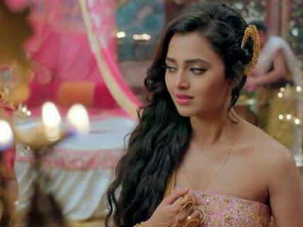 Tejaswi Prakash Is Excited To Play Urvi On Karn Sangini!