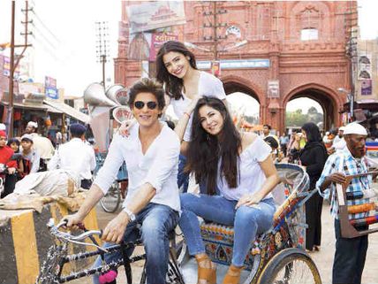 Zero Trailer Launch Inside Details: Makers To Recreate Meerut City, Set Up Food & Game Stalls!