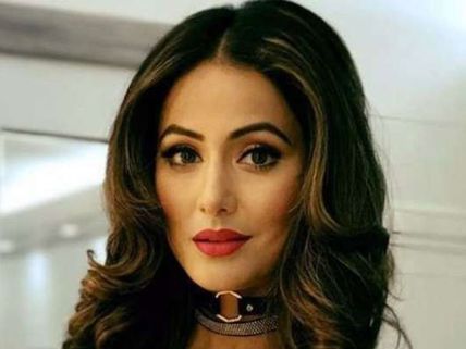 Kasautii Zindagi Kay 2's Hina Khan Is Going CRAZY With What This Fan Did; Komolika Goes Viral! 