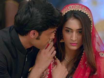 Kasautii Zindagi Kay 2 Spoiler : Prerna Finally Makes Up Mind; Will She Choose Naveen Or Anurag?