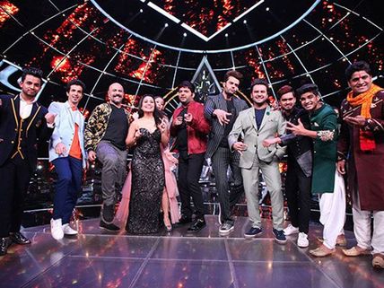 Indian Idol Team Throws Bachelor Party For Kapil Sharma; Comedian Invites Contestants To His Wedding