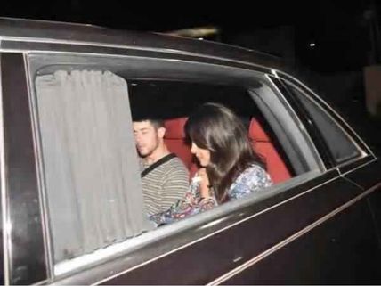 Priyanka Chopra- Nick Jonas Visit Mumbai Before Their Jodhpur Wedding [See Pics]