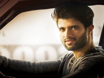 Taxiwala Day 5 Box Office Report: Vijay Deverakonda's Film Continues Its Dream Run
