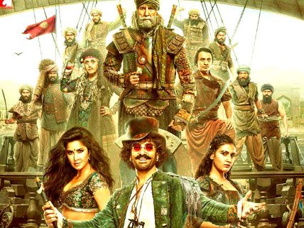 Thugs Of Hindostan Second Day (Friday) Box Office Collection: Negative Reviews AFFECT The Business