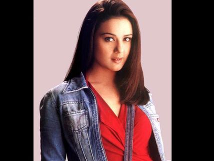 Kareena Kapoor Might Feel Offended! Preity Zinta Reveals She Was THE FIRST CHOICE For Jab We Met