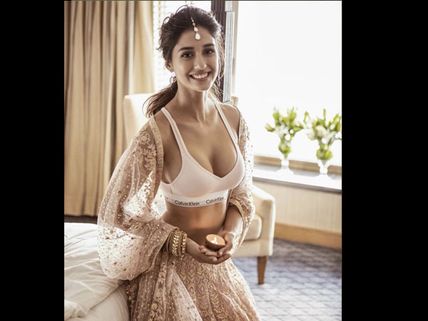 Disha Patani's Diwali Picture Trolled: 'Her Tailor Didn't Complete Her Blouse On Time'!