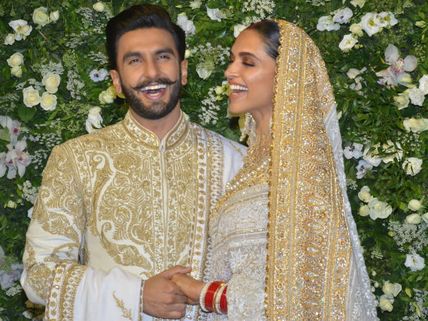 Ranveer- Deepika's Mumbai Reception: Couple To Party With B-Town Celebs, A Musical Night In Store!
