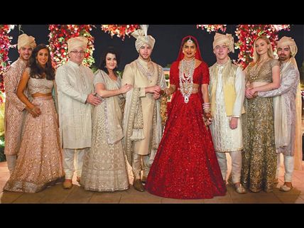 Priyanka Chopra- Nick Jonas' Hindu Wedding Ceremony: It Was A Royal Affair & These Pics Are A Proof!