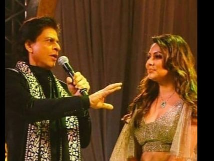 Shahrukh Khan Reacts STRONGLY To Being TROLLED For Dancing With Gauri Khan At Isha Ambani's Sangeet