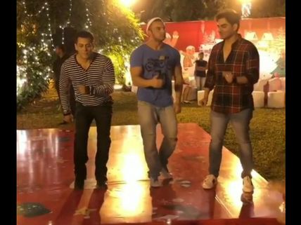Watch: Salman Khan Shakes A Leg With Arbaaz & Sohail Khan & Adds More Fun To Christmas!