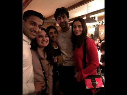 Ranbir Kapoor & Alia Bhatt To Ring In New Year Together In New York; Find Out Why We Think So