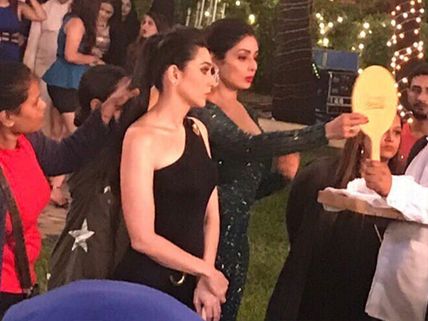 Zero: Karisma Kapoor Shares A Fond Memory Of Shooting With Sridevi Whose Cameo Leaves You Emotional
