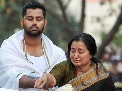 Two Months Since Ambarish's Demise; Abhishek & Sumalatha Pay Their Respects At Kanteerava Studio