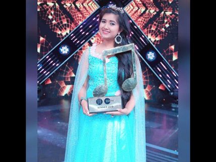 Sa Re Ga Ma Pa Grand Finale: Ishita Vishwakarma Bags The Trophy; Viewers Are Glad She Won The Show!