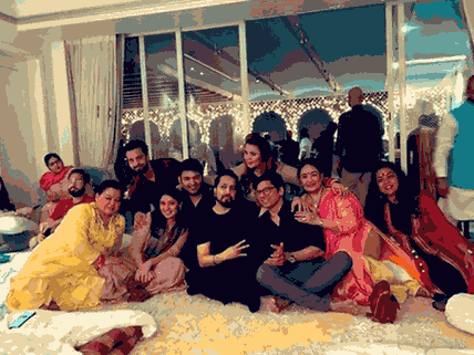 Kapil Sharma Hosts Fun-filled MAGICAL Musical Evening; BIG Singers Sukwinder, Shaan & Others Perform