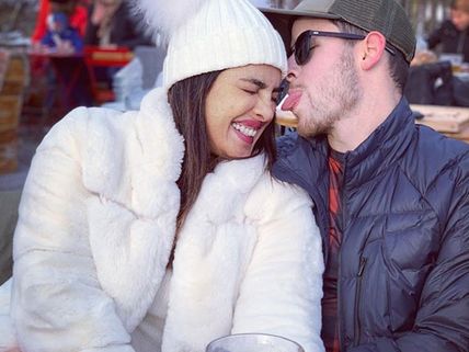 After Marrying Priyanka Chopra, Nick Jonas Blushes & Says, 'My Life Is Very Good Now'!