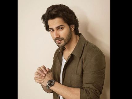 Varun Dhawan Posts The Sweetest Message For His Fans On His Instagram; Watch Video Here!