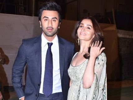 Alia Bhatt Says That She Is Not A Possessive Girlfriend And Gives Her Partner Space