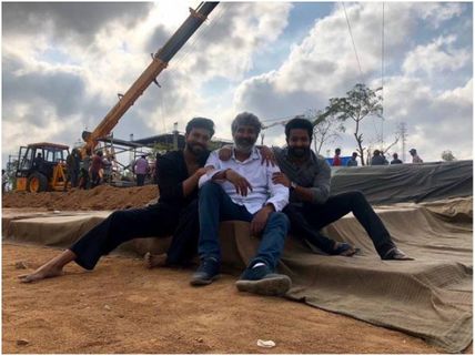 RRR Update:Popular Bollywood Hero To Make His Tollywood Debut Through SS Rajamouli Movie!!