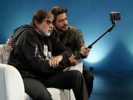 The New Teaser Of Badla Showcases A Series Of Witty Conversations Between SRK And Big B